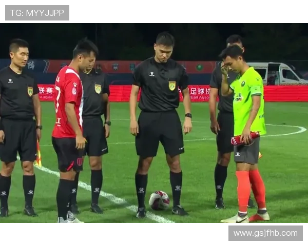 武汉足球队以84分稳居挑战赛积分榜首位争夺冠军之路愈加明朗