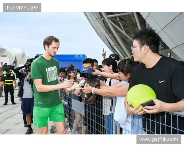 杭州网球队意识争议引发热议球员表现与团队精神的深度探讨