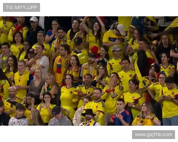 重庆羽毛球队在世界杯中的战术表现分析与精彩瞬间回顾