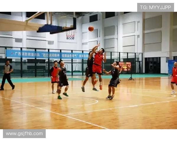 重庆篮球队以51分领跑冠军赛积分榜展现强劲实力和团队合作精神